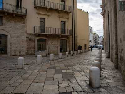 Le chianche calcaree erano per� ancora presenti soprattutto in alcune piazze (vedi la zona della Cattedrale). Un quadro che � rimasto, a distanza di anni, pressoch� inviariato